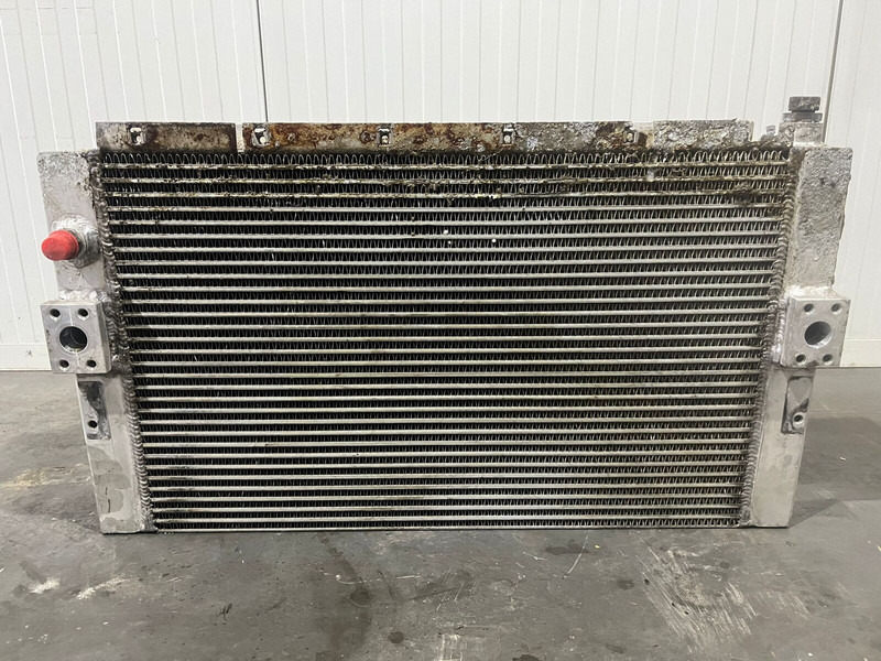 Liebherr Olie Koeler / oliekoeler / oil cooler cooling radiator radiater - Radiator: picture 1 Liebherr Olie Koeler / oliekoeler / oil cooler cooling radiator radiater - Radiator: picture 1