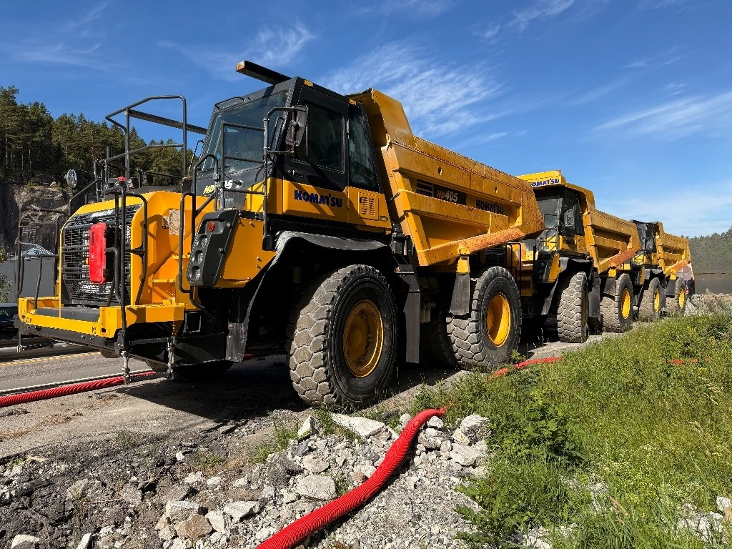 Komatsu HD 405 - 8E0 - Rigid dumper/ Rock truck: picture 1 Komatsu HD 405 - 8E0 - Rigid dumper/ Rock truck: picture 1