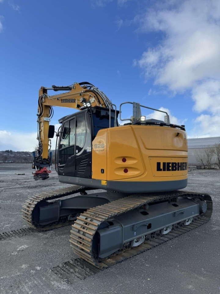 Liebherr R926 Compact LC - Crawler excavator: picture 1 Liebherr R926 Compact LC - Crawler excavator: picture 1
