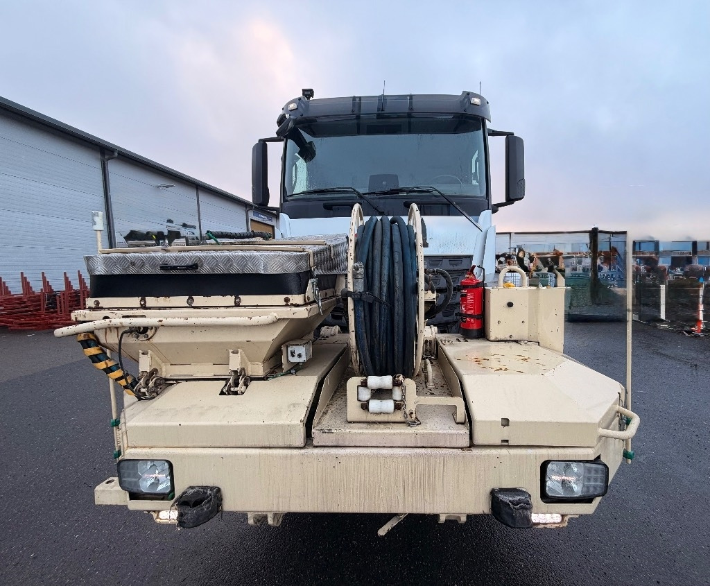 Normet NORRUNNER Concrete Sprayer - Tunnel boring machine: picture 4 Normet NORRUNNER Concrete Sprayer - Tunnel boring machine: picture 4