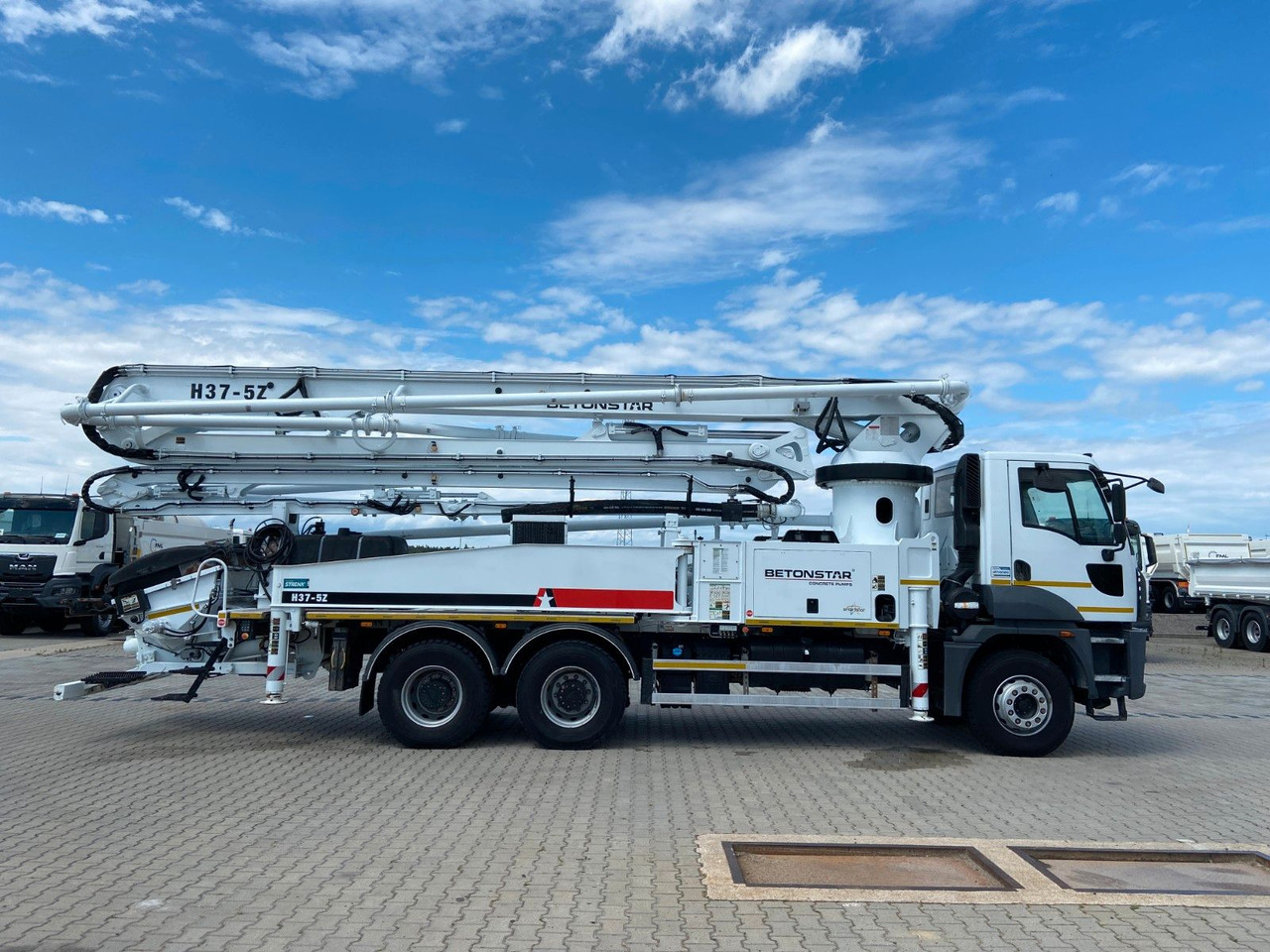 Ford 3542 P BETONSTAR H37.-14 5Z - Concrete pump truck: picture 3 Ford 3542 P BETONSTAR H37.-14 5Z - Concrete pump truck: picture 3