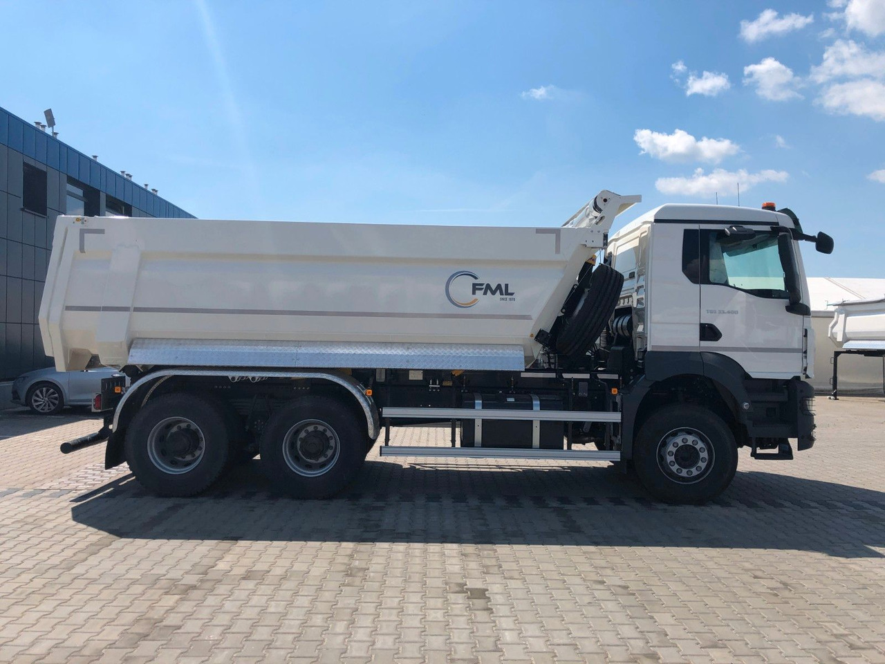 MAN TGS 33.400 6X4 EURO2 FML KIPPER 17,5M3 - Tipper: picture 3 MAN TGS 33.400 6X4 EURO2 FML KIPPER 17,5M3 - Tipper: picture 3