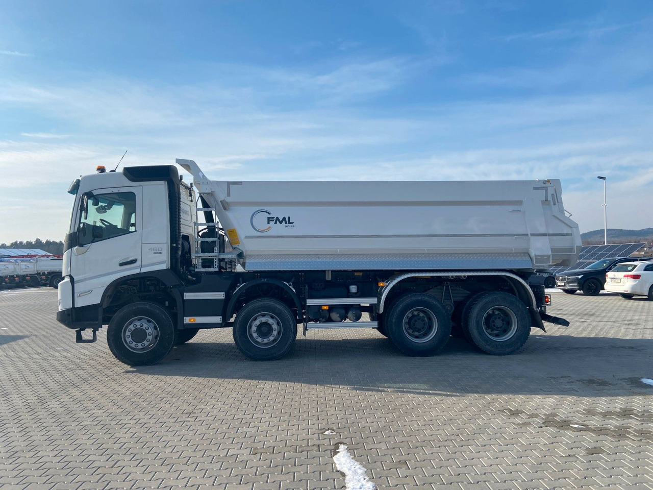Volvo FMX 460 GSR 8x6 FML KIPPER Volvo FMX 460 GSR 8x6 FML KIPPER - Tipper: picture 4 Volvo FMX 460 GSR 8x6 FML KIPPER Volvo FMX 460 GSR 8x6 FML KIPPER - Tipper: picture 4