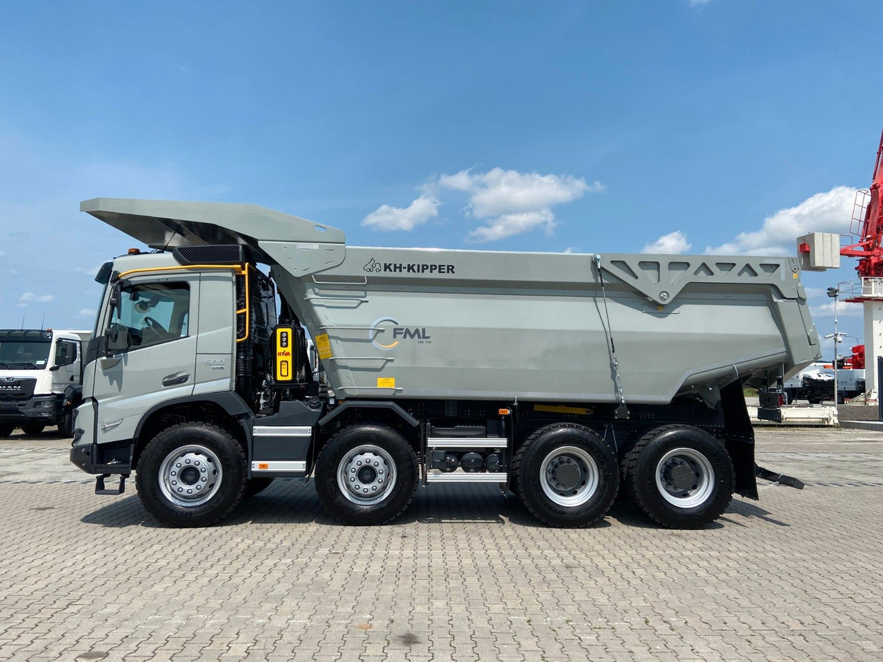 Volvo FMX 500 8x4 FML MINE KIPPER 23M3 - Tipper: picture 4 Volvo FMX 500 8x4 FML MINE KIPPER 23M3 - Tipper: picture 4
