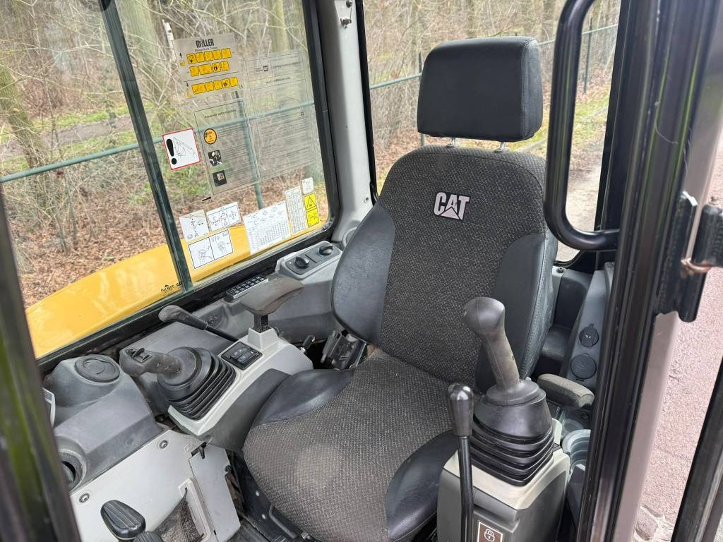 Mini excavator CAT 305 E2 CR: picture 8 Mini excavator CAT 305 E2 CR: picture 8