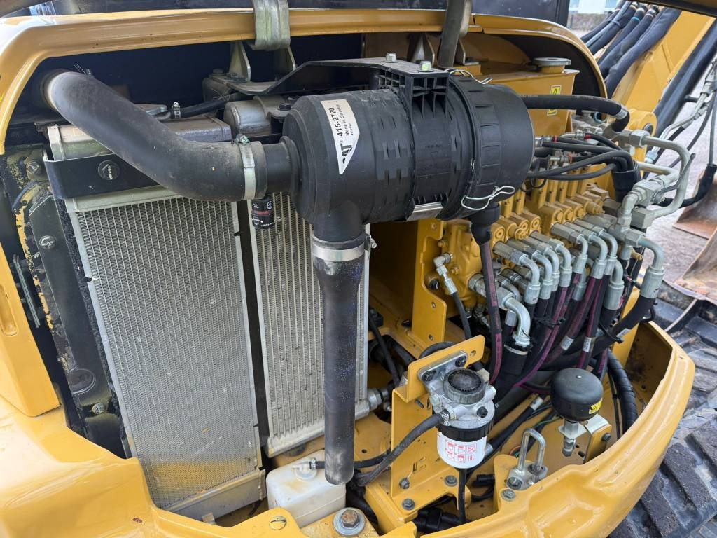 Mini excavator CAT 305 E2 CR: picture 23 Mini excavator CAT 305 E2 CR: picture 23