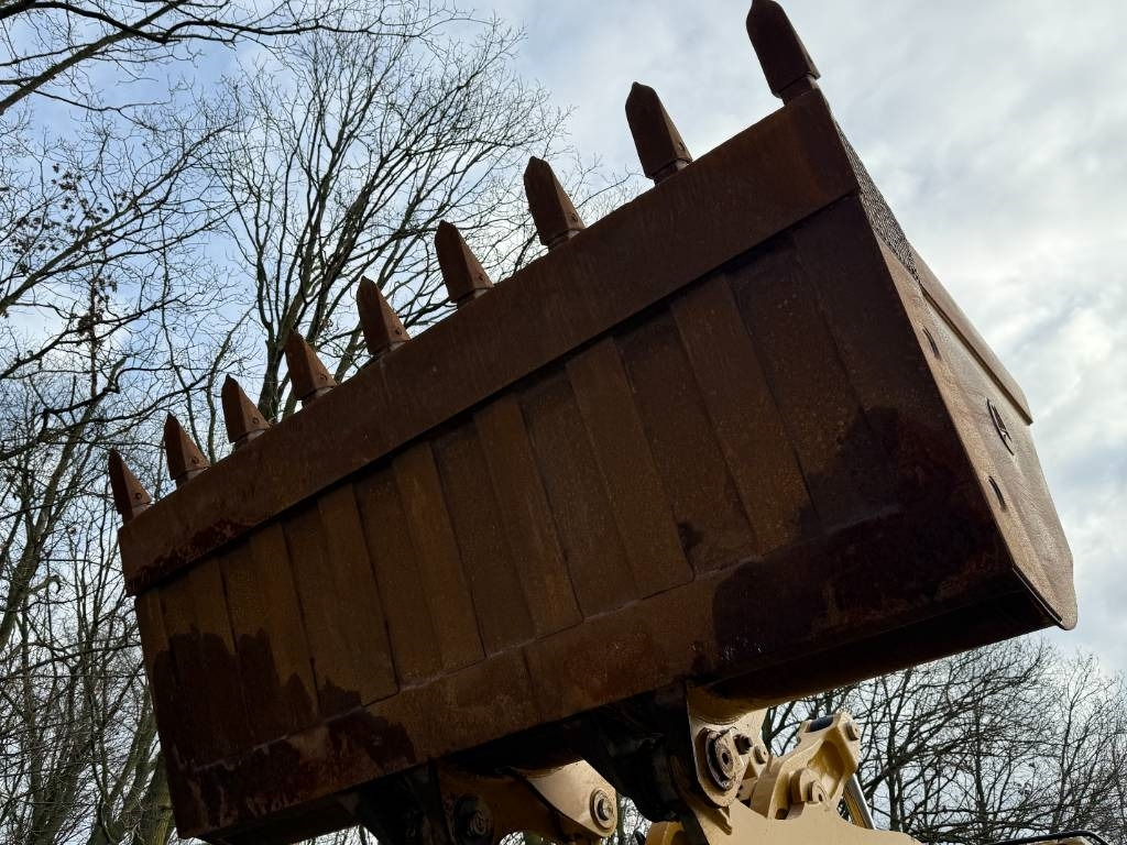 Wheel loader CAT 980 M: picture 17