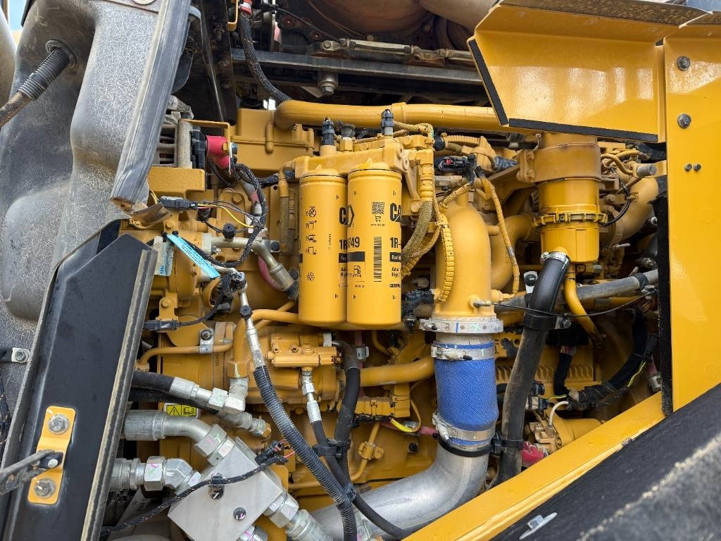 Wheel loader CAT 980 M: picture 25