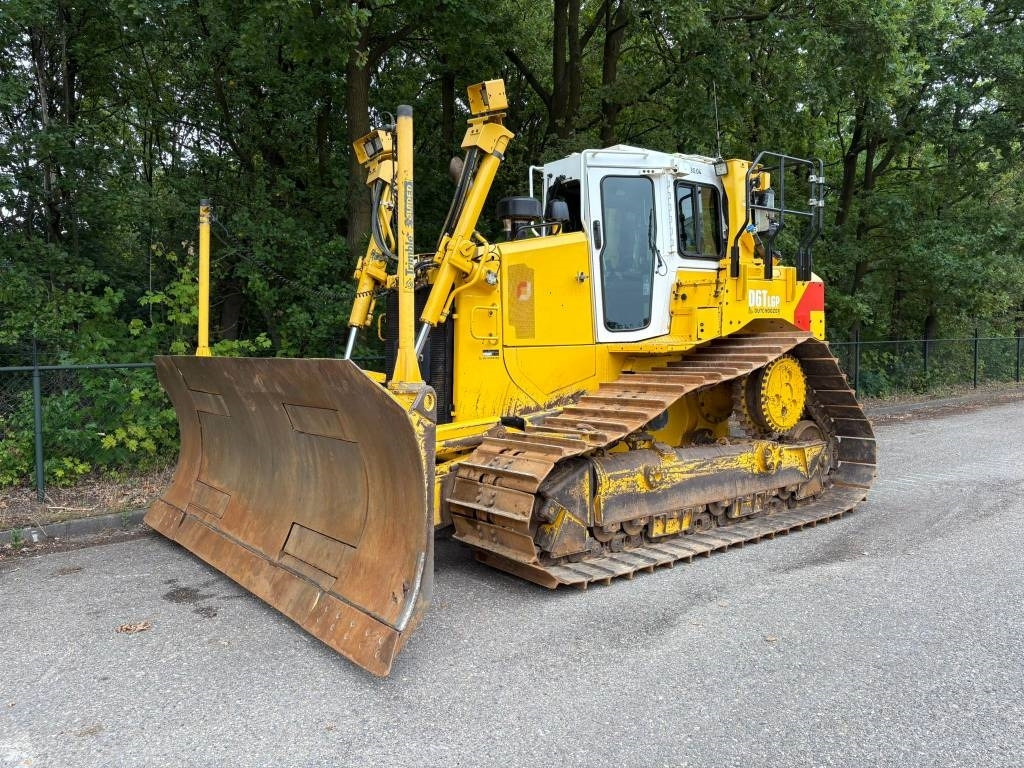 CAT D6T LGP V PAT Blade (Foldable) - Bulldozer: picture 1 CAT D6T LGP V PAT Blade (Foldable) - Bulldozer: picture 1