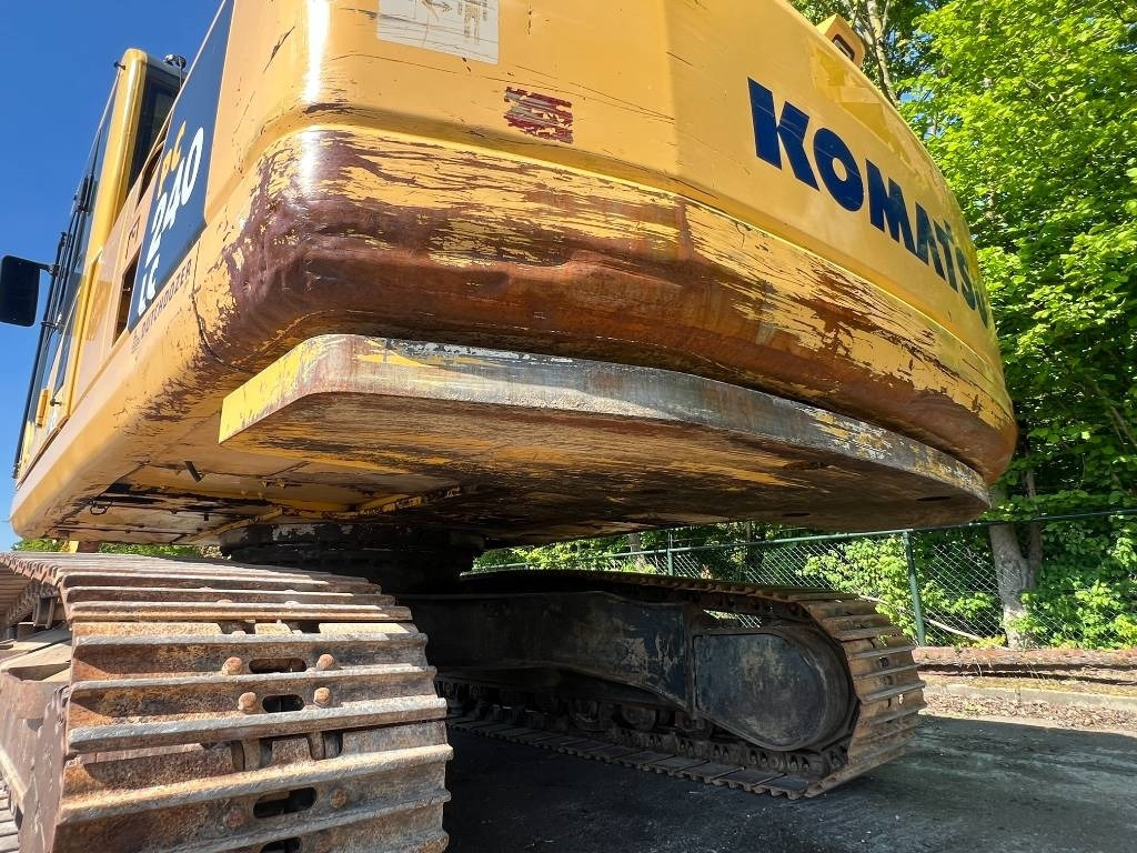 Komatsu PC240NLC-8 Long Reach  leasing Komatsu PC240NLC-8 Long Reach: picture 47