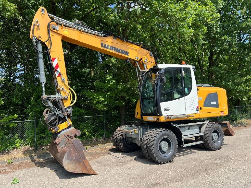 Liebherr A 918 - Wheel excavator: picture 1 Liebherr A 918 - Wheel excavator: picture 1