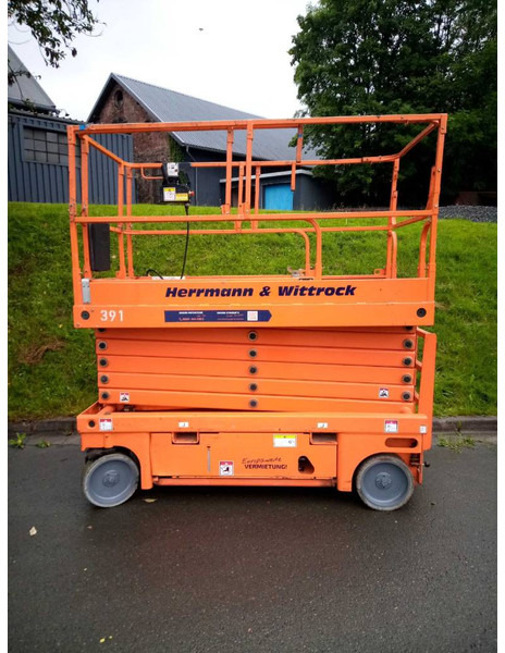 Haulotte Compact 14 - Scissor lift: picture 5 Haulotte Compact 14 - Scissor lift: picture 5