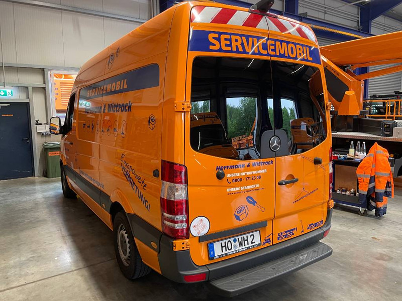 Mercedes-Benz Sprinter 316 CDI - Closed box van: picture 4 Mercedes-Benz Sprinter 316 CDI - Closed box van: picture 4