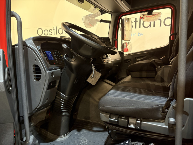Mercedes-Benz Atego 824 BL Open Laadbak / 6 cil. Automaat / Airco / Cruise Control / 3 Zitplaatsen / 12.890 KM !! - Dropside/ Flatbed truck: picture 4 Mercedes-Benz Atego 824 BL Open Laadbak / 6 cil. Automaat / Airco / Cruise Control / 3 Zitplaatsen / 12.890 KM !! - Dropside/ Flatbed truck: picture 4