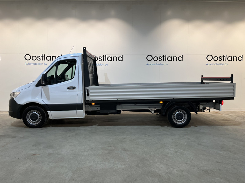 Mercedes-Benz Sprinter 315 CDI L3 RWD Open Laadbak / Euro 6 / Airco / MBUX / CarPlay / Navigatie / 3-Zits / 75.200 KM !! / BPM VRIJ !! - Open body delivery van: picture 4 Mercedes-Benz Sprinter 315 CDI L3 RWD Open Laadbak / Euro 6 / Airco / MBUX / CarPlay / Navigatie / 3-Zits / 75.200 KM !! / BPM VRIJ !! - Open body delivery van: picture 4