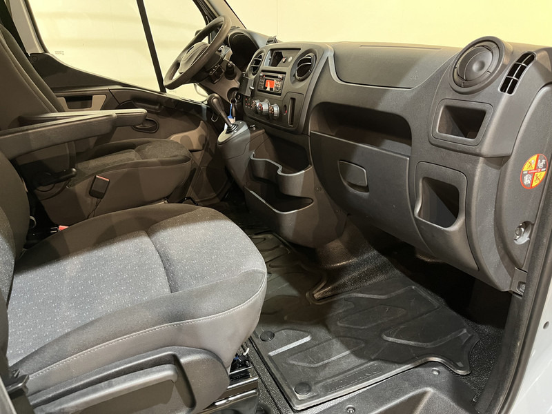 Opel Movano 2.3 CDTI BiTurbo L2H2 170 PK Automaat Servicebus / Bott Inrichting / Euro 6 / 220V. / Airco / Cruise Control / Camera / Trekhaak / - Panel van: picture 3 Opel Movano 2.3 CDTI BiTurbo L2H2 170 PK Automaat Servicebus / Bott Inrichting / Euro 6 / 220V. / Airco / Cruise Control / Camera / Trekhaak / - Panel van: picture 3