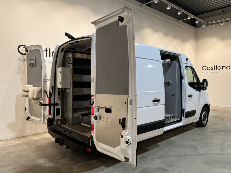 Renault Master 2.3 dCi L2H2 130 PK Servicebus / Aluca Inrichting / Euro 6 / Luchtvering / 220V. / Trekhaak / Airco / Cruise Control / Camera / 90.400 KM !! - Panel van: picture 2 Renault Master 2.3 dCi L2H2 130 PK Servicebus / Aluca Inrichting / Euro 6 / Luchtvering / 220V. / Trekhaak / Airco / Cruise Control / Camera / 90.400 KM !! - Panel van: picture 2