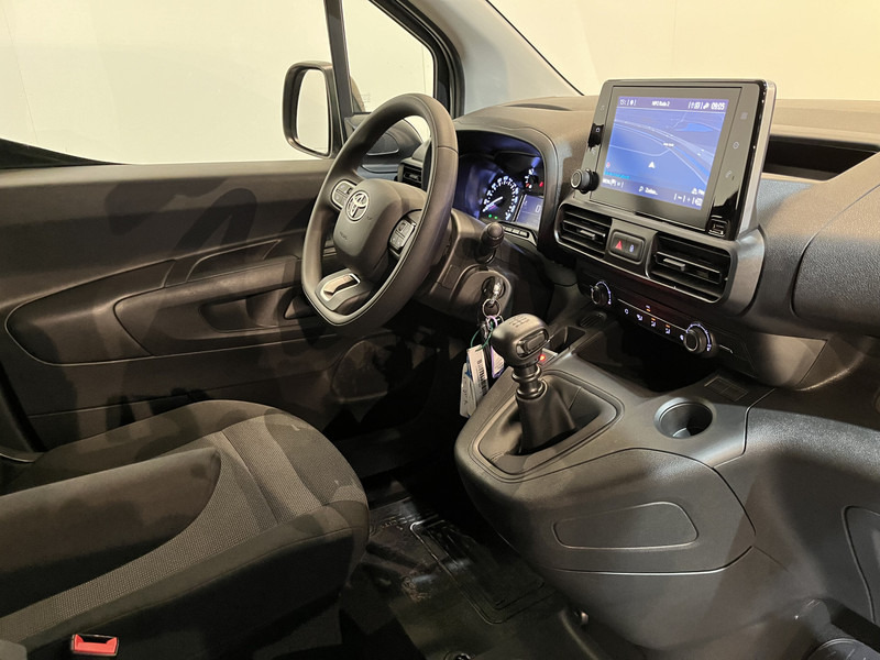 Toyota PROACE CITY 1.5 D-4D Live Long 130 PK / Euro 6 / Airco / Cruise Control / PDC / CarPlay / Navigatie / Trekhaak / - Small van: picture 3 Toyota PROACE CITY 1.5 D-4D Live Long 130 PK / Euro 6 / Airco / Cruise Control / PDC / CarPlay / Navigatie / Trekhaak / - Small van: picture 3