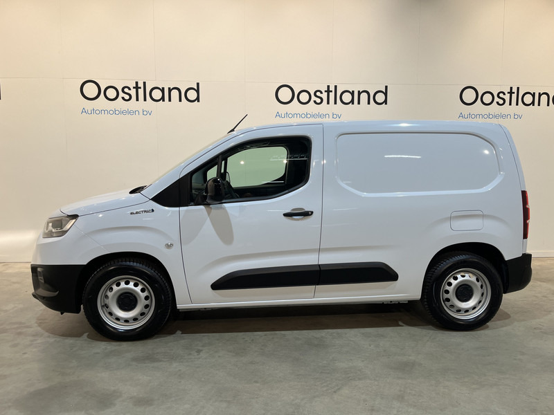 Toyota PROACE CITY Electric Live 50 kWh / 100% elektrisch !! / CCS Snellader / Airco / Cruise Control / CarPlay / Navigatie / Camera / 6.200 KM !! Z.G.A.N. / BPM VRIJ !! - Small van, Electric van: picture 2 Toyota PROACE CITY Electric Live 50 kWh / 100% elektrisch !! / CCS Snellader / Airco / Cruise Control / CarPlay / Navigatie / Camera / 6.200 KM !! Z.G.A.N. / BPM VRIJ !! - Small van, Electric van: picture 2