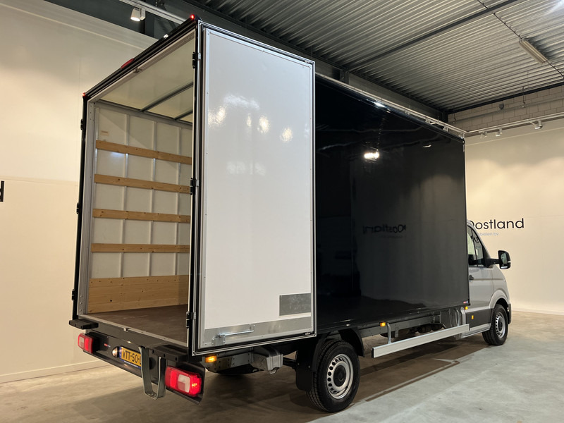 Volkswagen Crafter 35 2.0 TDI 140 pk Bakwagen 2.41 Mtr. H / Meubelbak / Euro 6 / Airco / Cruise Control / CarPlay / 23.400 KM !! - Closed box van: picture 4 Volkswagen Crafter 35 2.0 TDI 140 pk Bakwagen 2.41 Mtr. H / Meubelbak / Euro 6 / Airco / Cruise Control / CarPlay / 23.400 KM !! - Closed box van: picture 4