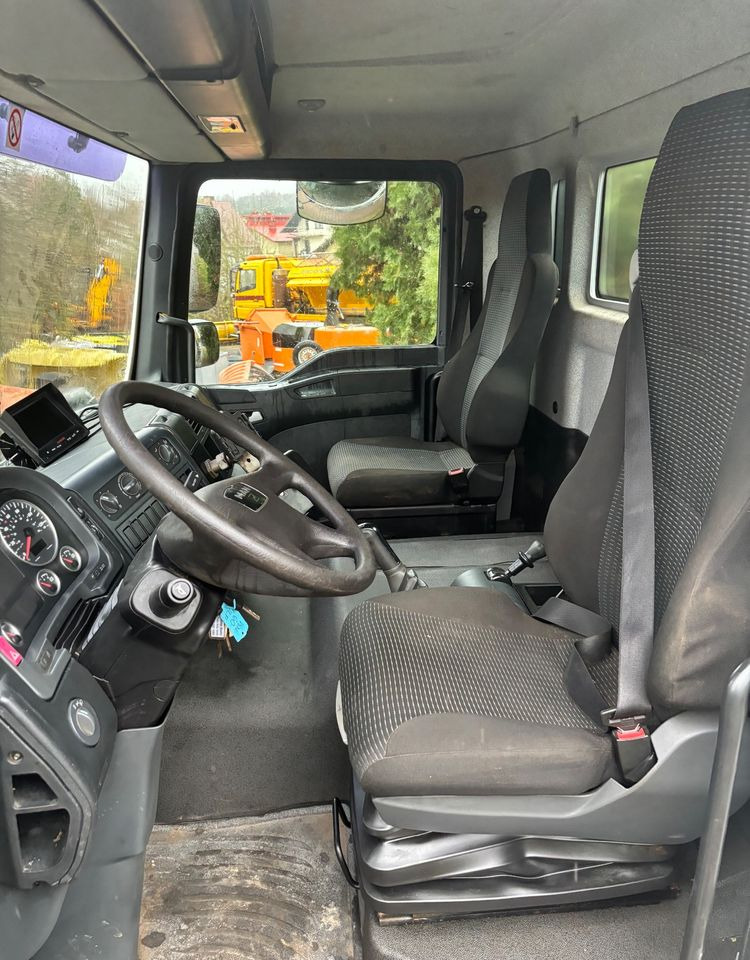 MAN TGM 26.290 6X4 SCHMIDT STARTOS II PIASKARKA PŁUG leasing MAN TGM 26.290 6X4 SCHMIDT STARTOS II PIASKARKA PŁUG: picture 11 MAN TGM 26.290 6X4 SCHMIDT STARTOS II PIASKARKA PŁUG leasing MAN TGM 26.290 6X4 SCHMIDT STARTOS II PIASKARKA PŁUG: picture 11