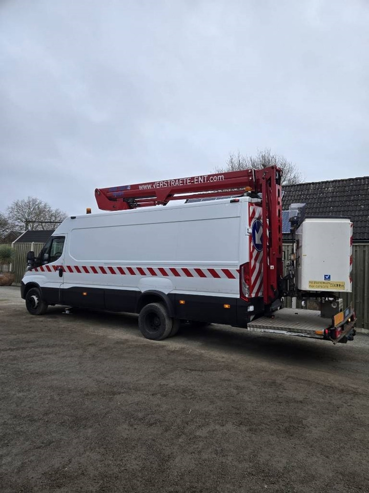 Iveco 70C 17 - Truck mounted aerial platform: picture 3 Iveco 70C 17 - Truck mounted aerial platform: picture 3