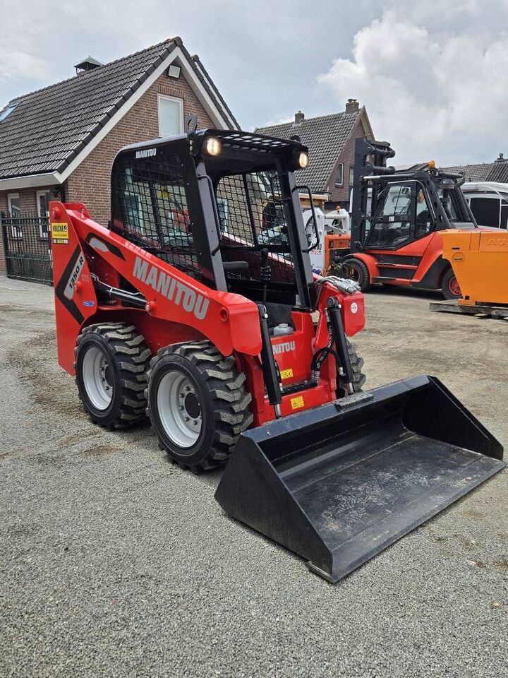 Manitou 1350 R - Skid steer loader: picture 5 Manitou 1350 R - Skid steer loader: picture 5