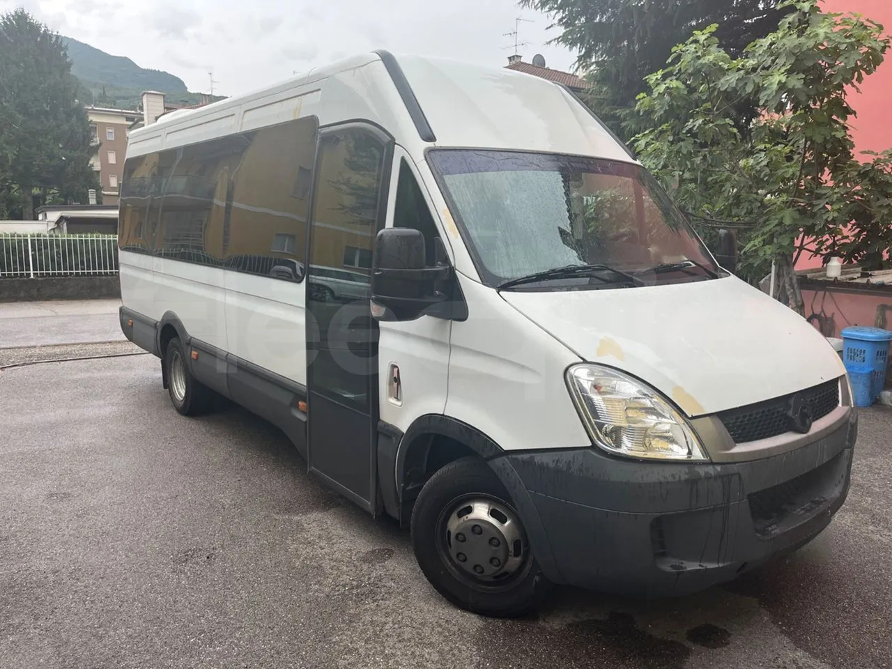 Iveco Daily - Minibus, Passenger van: picture 1 Iveco Daily - Minibus, Passenger van: picture 1