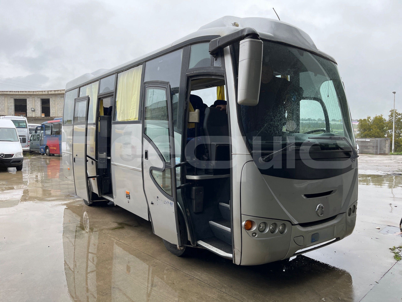 Coach Iveco Eurocargo: picture 12