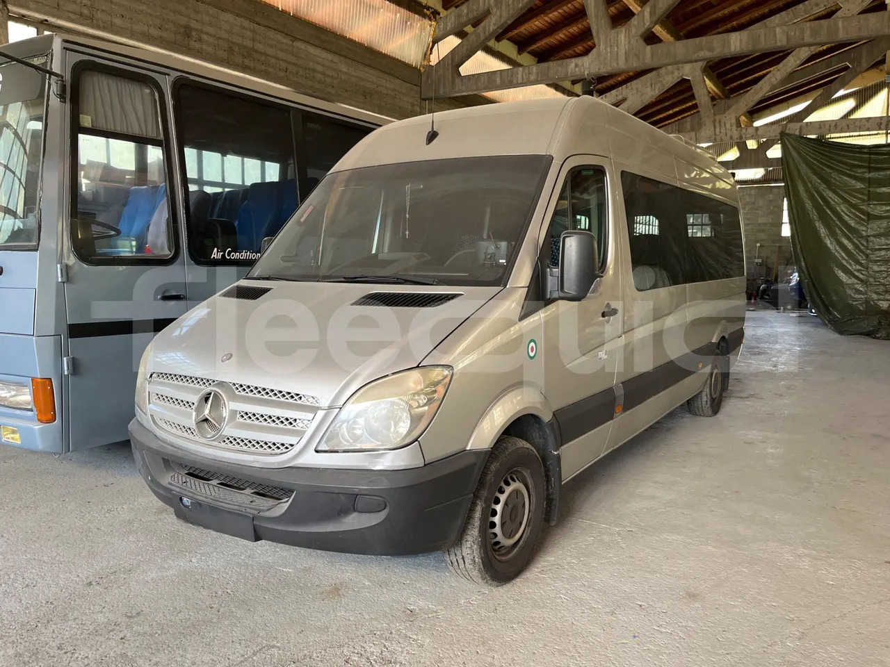 Mercedes-Benz Evobus 0315U - Minibus, Passenger van: picture 1 Mercedes-Benz Evobus 0315U - Minibus, Passenger van: picture 1