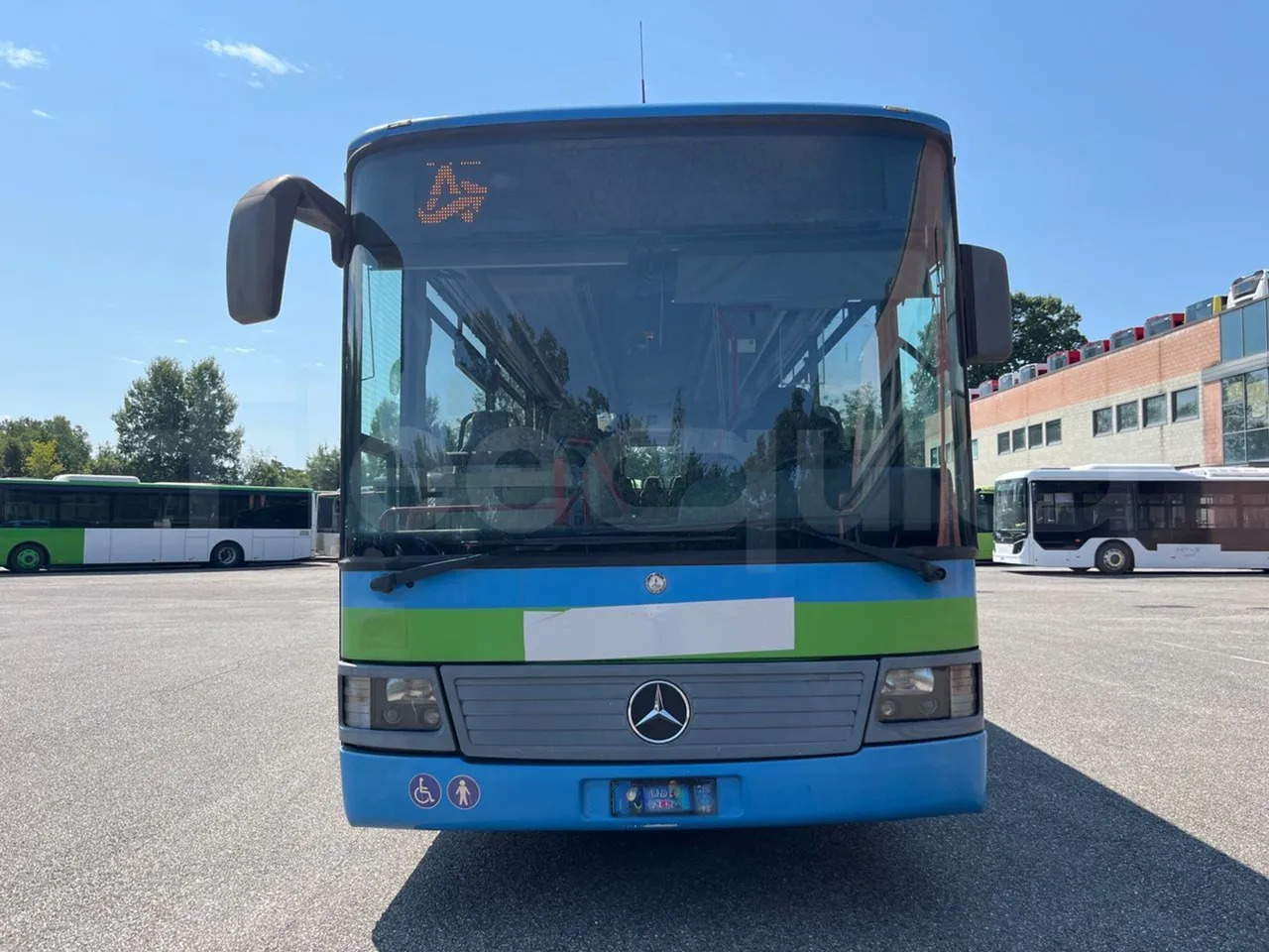 Mercedes-Benz Integro - City bus: picture 2 Mercedes-Benz Integro - City bus: picture 2