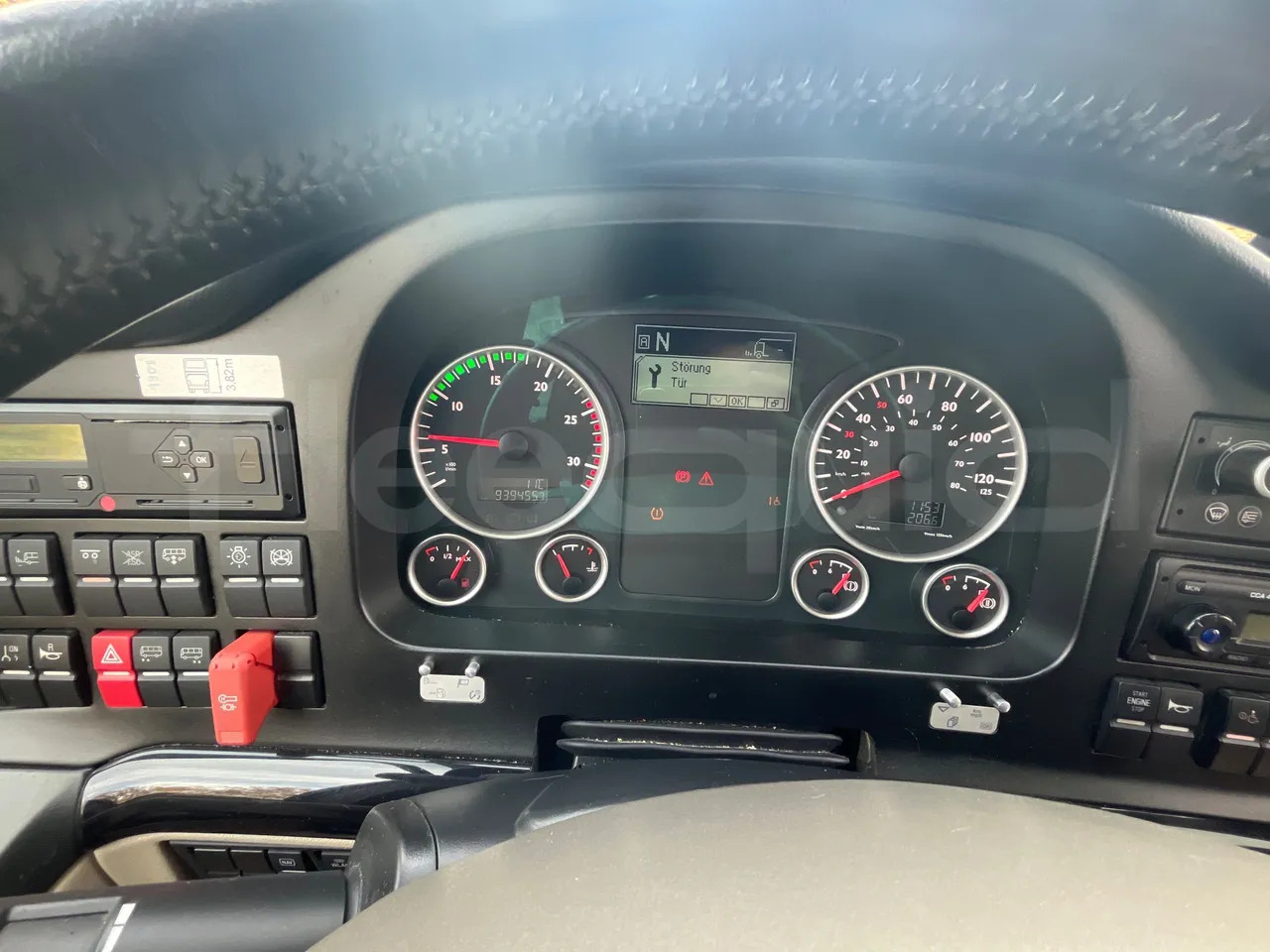 Neoplan Tourliner L - Coach: picture 3 Neoplan Tourliner L - Coach: picture 3