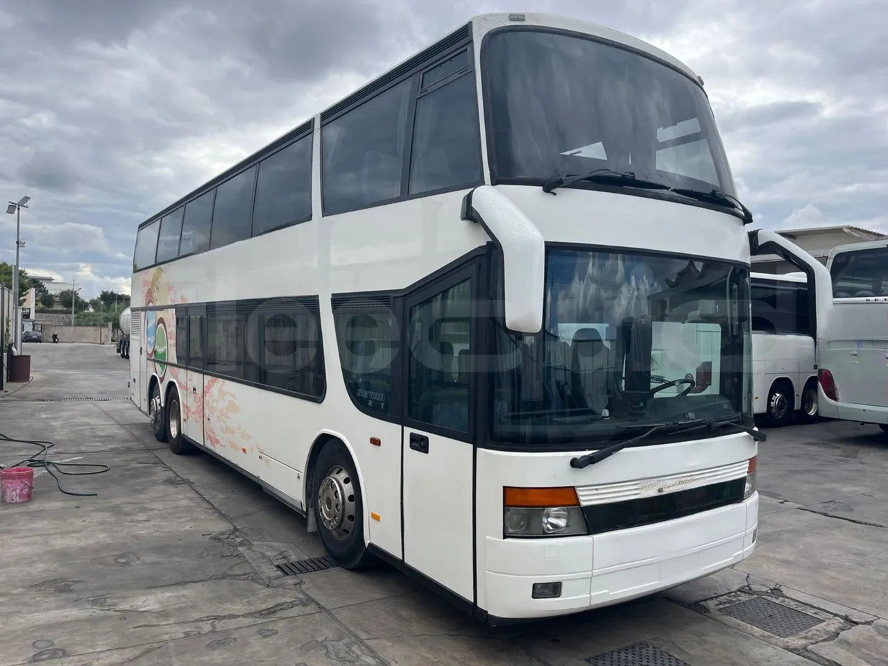 Setra S328 - Coach: picture 1 Setra S328 - Coach: picture 1