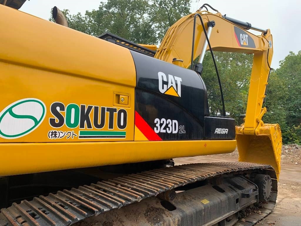 CAT 323 D L - Crawler excavator: picture 4 CAT 323 D L - Crawler excavator: picture 4
