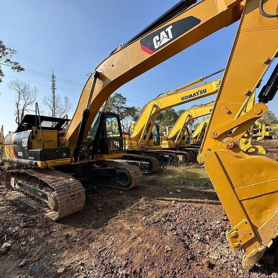 CAT 326D - Crawler excavator: picture 1 CAT 326D - Crawler excavator: picture 1