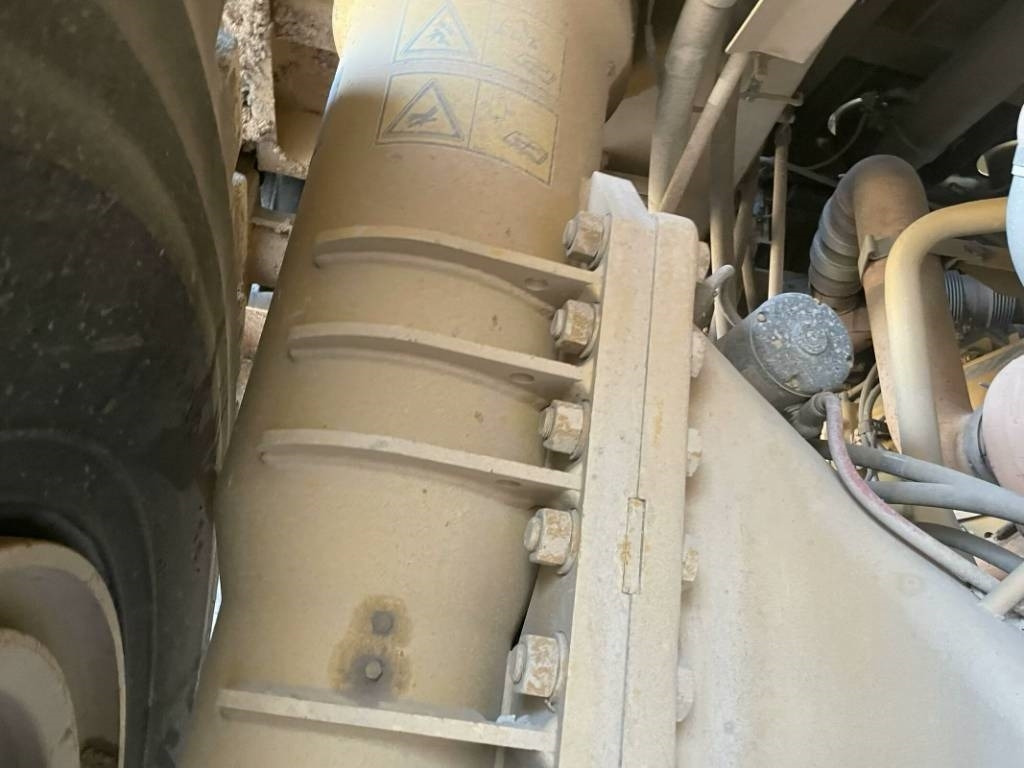 Rigid dumper/ Rock truck CAT 777e: picture 7 Rigid dumper/ Rock truck CAT 777e: picture 7