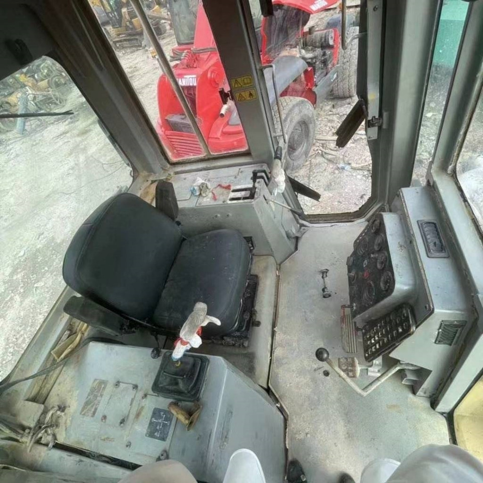 CAT D6G2 XL - Bulldozer: picture 4 CAT D6G2 XL - Bulldozer: picture 4