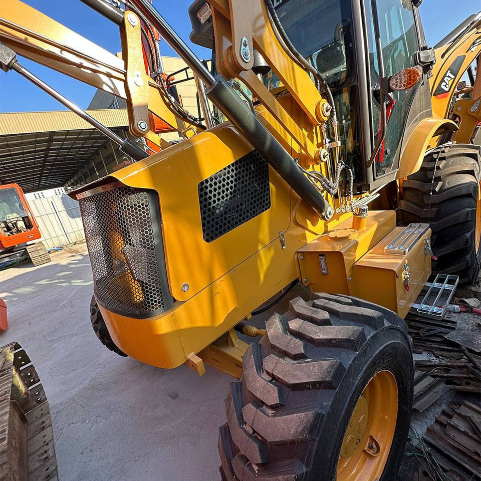 Caterpillar 420F - Backhoe loader: picture 1 Caterpillar 420F - Backhoe loader: picture 1