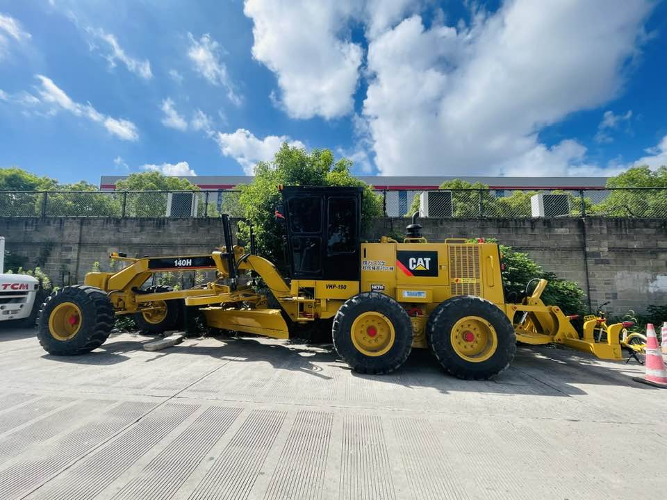 Caterpillar CAT 140H - Grader: picture 1 Caterpillar CAT 140H - Grader: picture 1