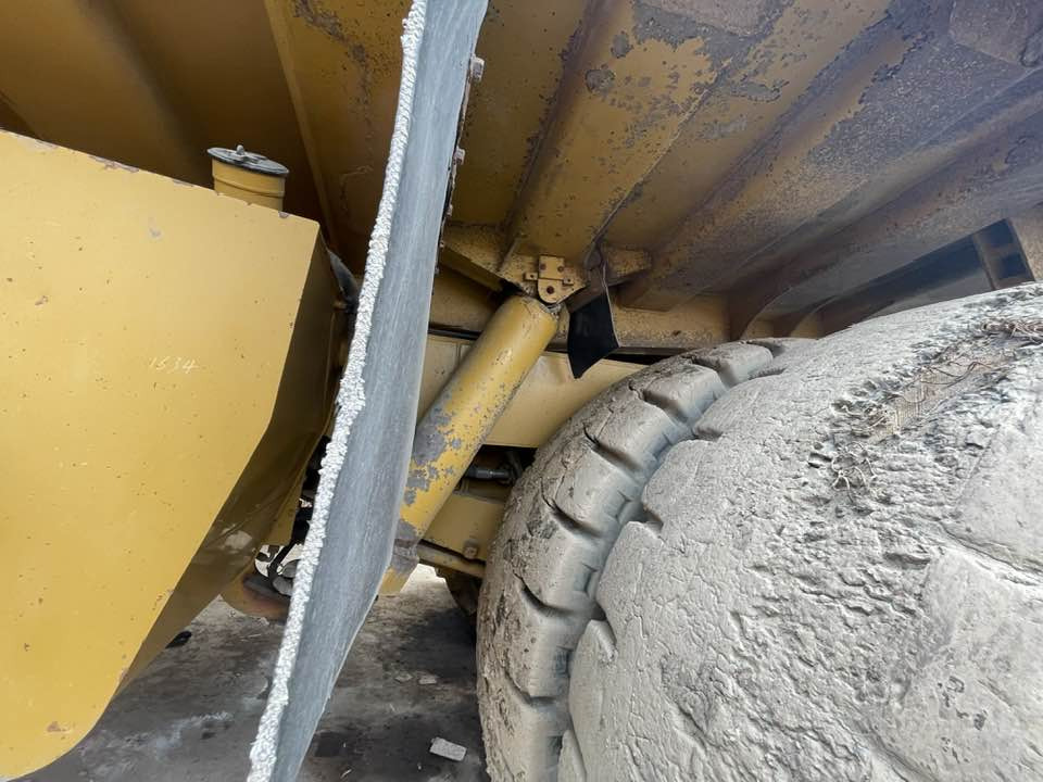 Caterpillar Cat 773f - Rigid dumper/ Rock truck: picture 2 Caterpillar Cat 773f - Rigid dumper/ Rock truck: picture 2