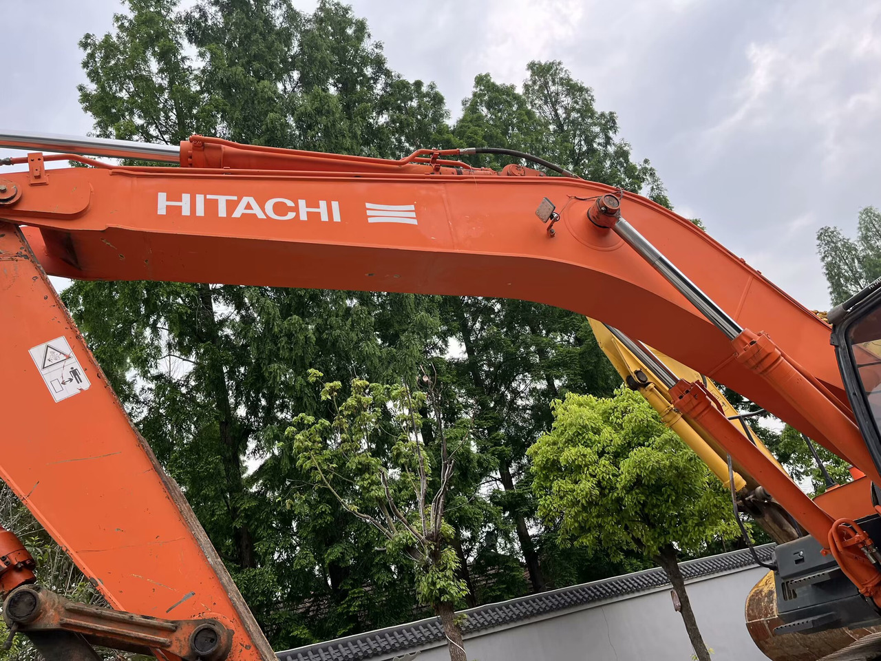 HITACHI 350H-3G - Crawler excavator: picture 4 HITACHI 350H-3G - Crawler excavator: picture 4