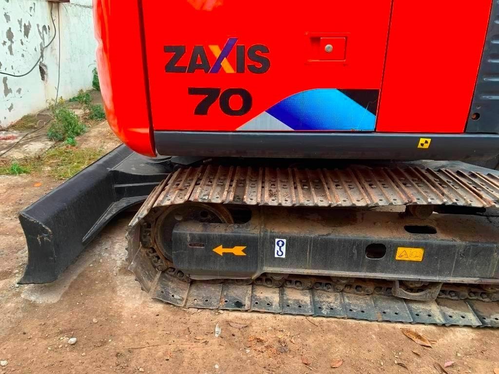 Hitachi Zaxis 70 - Crawler excavator: picture 2 Hitachi Zaxis 70 - Crawler excavator: picture 2
