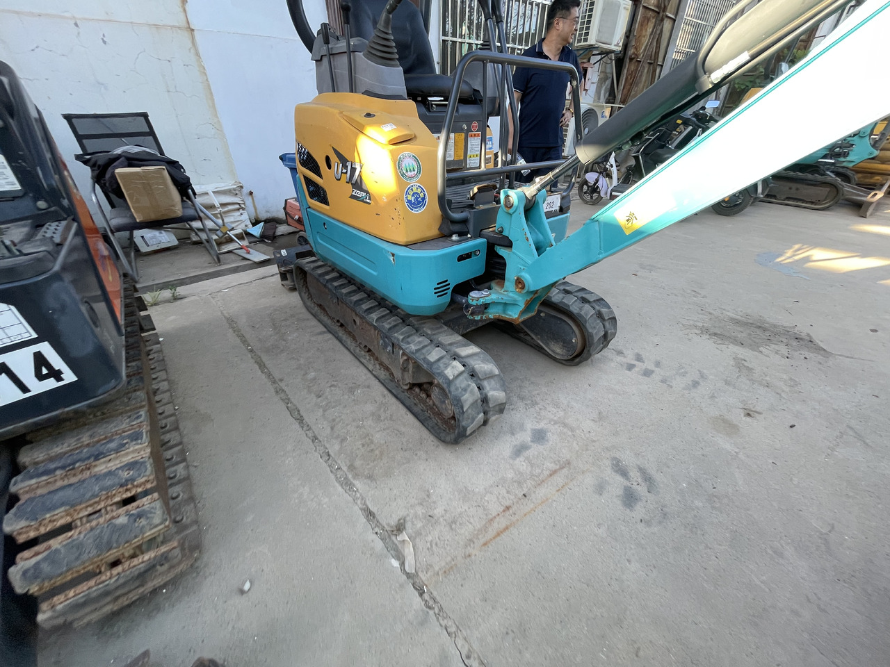 Kubota U17 (ZCP/Zero-Tail-Swing) Mini Excavator - Mini excavator: picture 4 Kubota U17 (ZCP/Zero-Tail-Swing) Mini Excavator - Mini excavator: picture 4