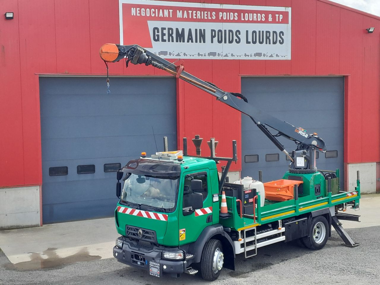 Renault DWIDE 250.13 DXI 8 4x2 Others Truck - Truck, Crane truck: picture 1 Renault DWIDE 250.13 DXI 8 4x2 Others Truck - Truck, Crane truck: picture 1