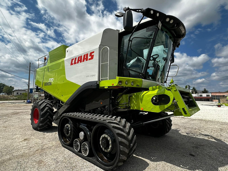 Claas Lexion 770 TT - Combine harvester: picture 1 Claas Lexion 770 TT - Combine harvester: picture 1