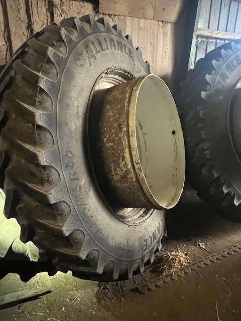 Alliance VF480/95R50 TIL 42 - Tire for Agricultural machinery: picture 1 Alliance VF480/95R50 TIL 42 - Tire for Agricultural machinery: picture 1
