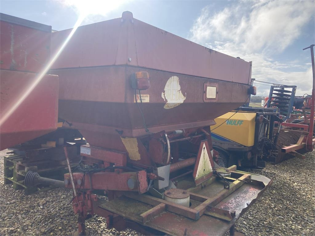 Bredal B2 LIFTOPHÆNGT - Fertilizer spreader: picture 2 Bredal B2 LIFTOPHÆNGT - Fertilizer spreader: picture 2