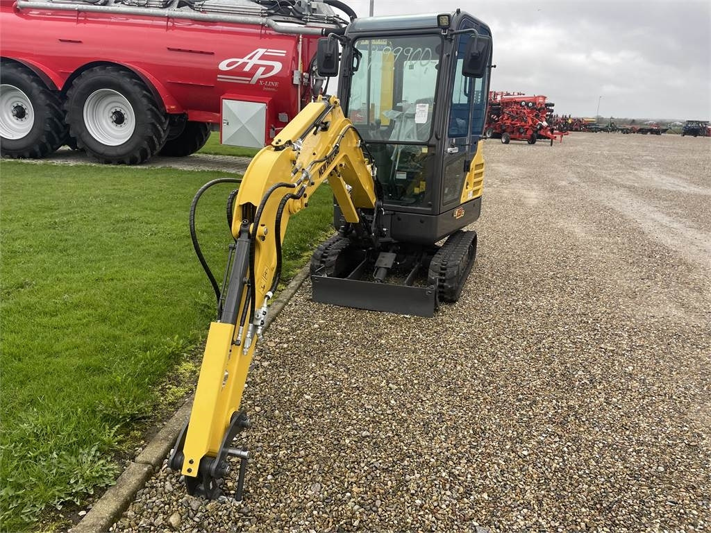 New Holland E19C AG - Mini excavator: picture 1 New Holland E19C AG - Mini excavator: picture 1
