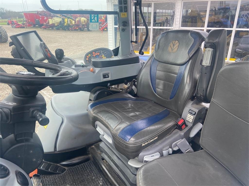 New Holland T7.315 AC - Farm tractor: picture 5 New Holland T7.315 AC - Farm tractor: picture 5