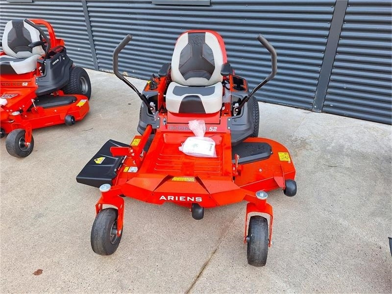 Ariens IKON XD 52" (132 Cm. Klippe bredde) - Municipal tractor: picture 1 Ariens IKON XD 52" (132 Cm. Klippe bredde) - Municipal tractor: picture 1